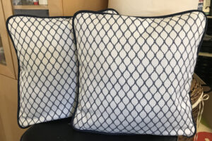 piped-edged-cushions
